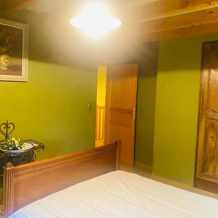 펜션 Elevage De La Terrasserie Escoutoux